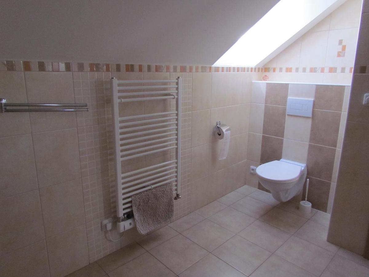 Apartmany Filipov เชสกา คาเมนิเซอ ภายนอก รูปภาพ